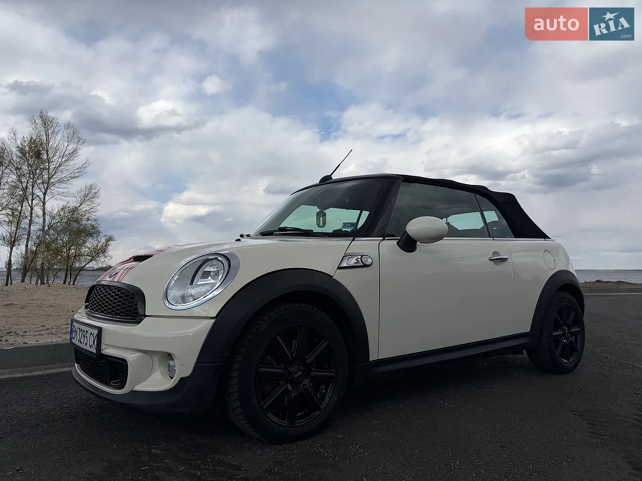 2013 MINI Cooper - мініатюра 2