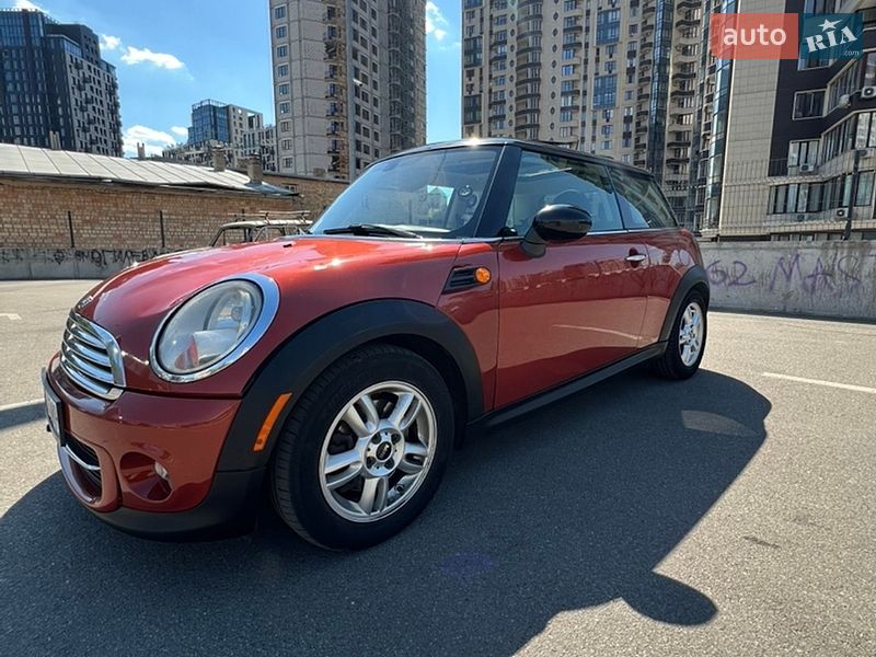MINI Cooper 2013