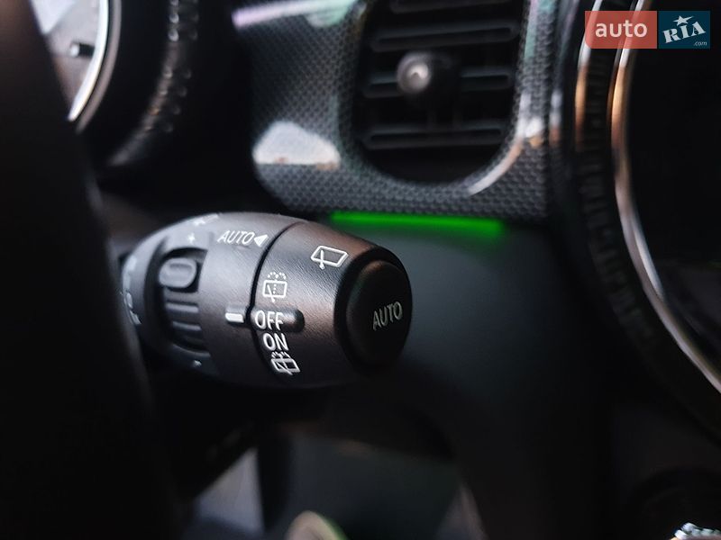 Хэтчбек MINI Cooper 2015 в Виннице