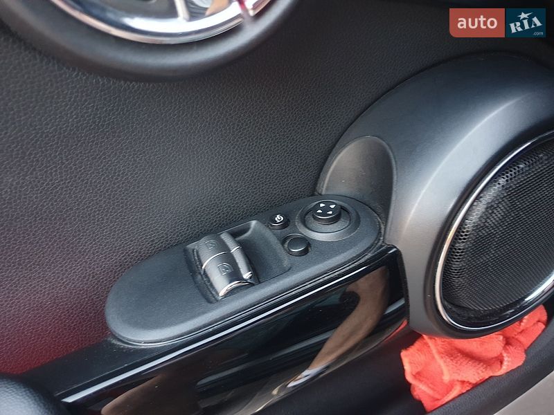Хэтчбек MINI Cooper 2015 в Виннице