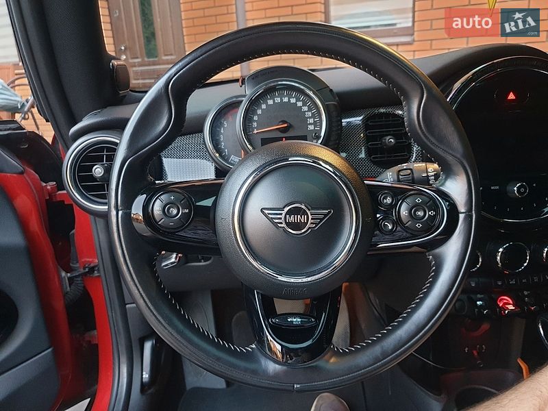 Хэтчбек MINI Cooper 2015 в Виннице
