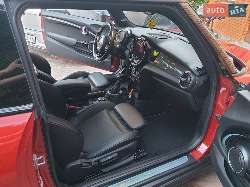 Хэтчбек MINI Cooper 2015 в Виннице