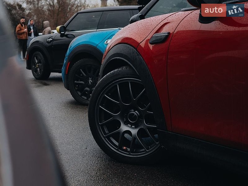 Хэтчбек MINI Cooper 2015 в Виннице