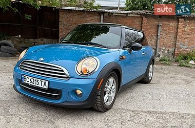 MINI Cooper 2012