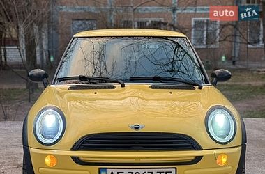MINI Cooper  2002