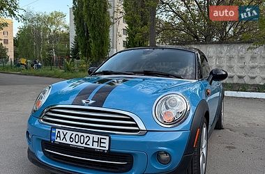 MINI Cooper  2012
