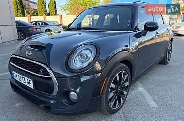 MINI Cooper 2017