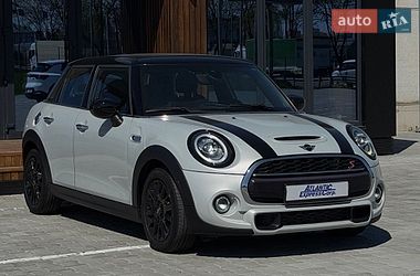Хетчбек MINI Cooper 2020 в Києві