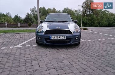 MINI Cooper  2010