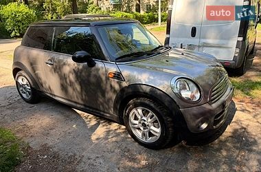 Хэтчбек MINI Cooper 2012 в Киеве