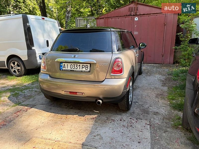 Хэтчбек MINI Cooper 2012 в Киеве