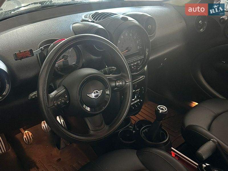 Хэтчбек MINI Cooper 2015 в Луцке