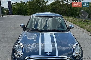 Хэтчбек MINI Cooper 2011 в Черновцах