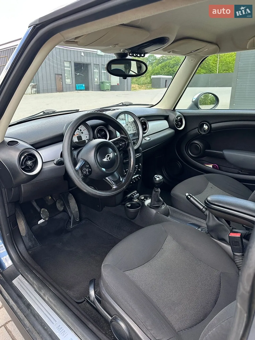 MINI Cooper 2011 VIN WMWSW11080T172140 фото оголошення 7 з 11