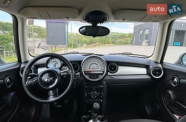 Хэтчбек MINI Cooper 2011 в Черновцах
