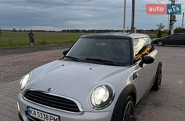 MINI Cooper 2011