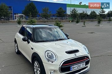 Хэтчбек MINI Cooper 2015 в Одессе