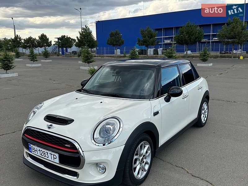 Хэтчбек MINI Cooper 2015 в Одессе