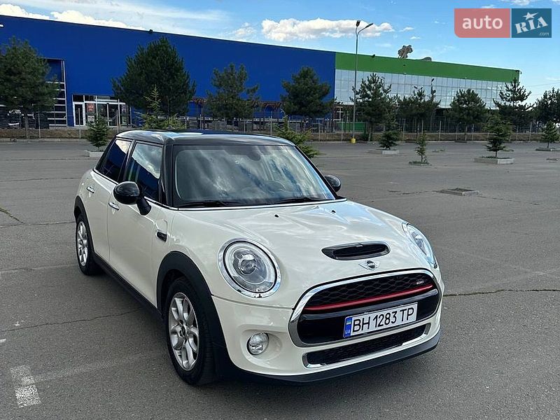 Хэтчбек MINI Cooper 2015 в Одессе