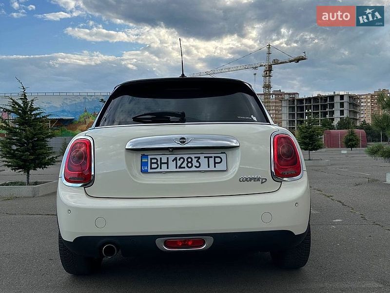 Хэтчбек MINI Cooper 2015 в Одессе