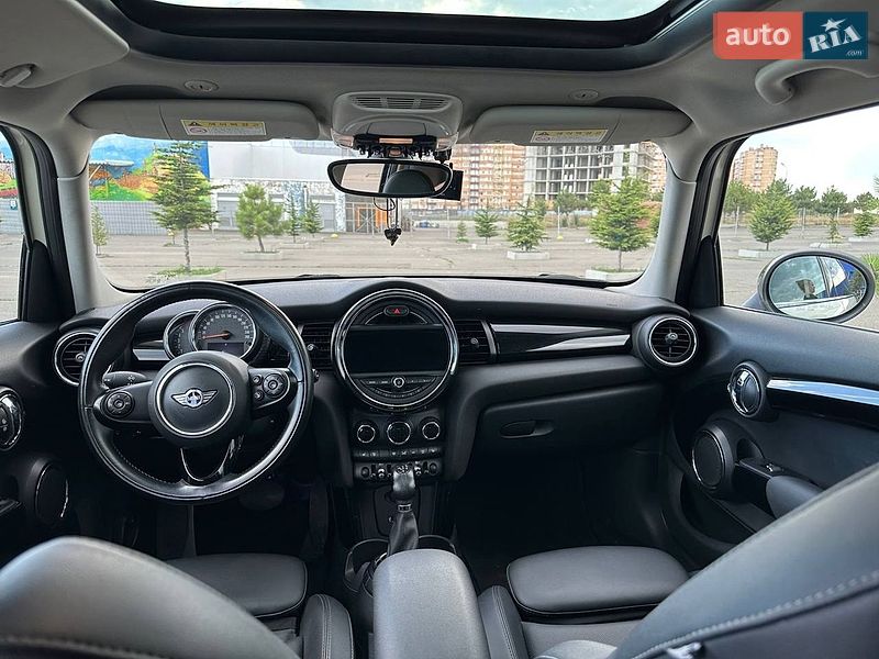 Хэтчбек MINI Cooper 2015 в Одессе