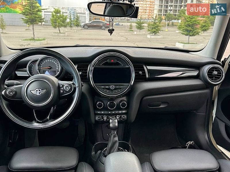 Хэтчбек MINI Cooper 2015 в Одессе