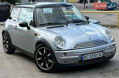 MINI Cooper  2003