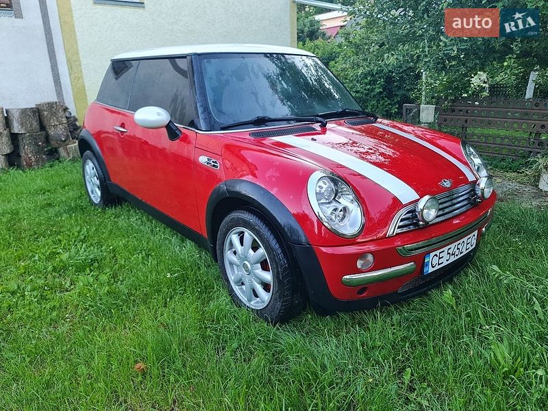 Хэтчбек MINI Cooper 2003 в Черновцах