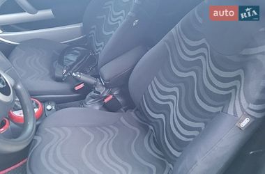 Хэтчбек MINI Cooper 2003 в Черновцах
