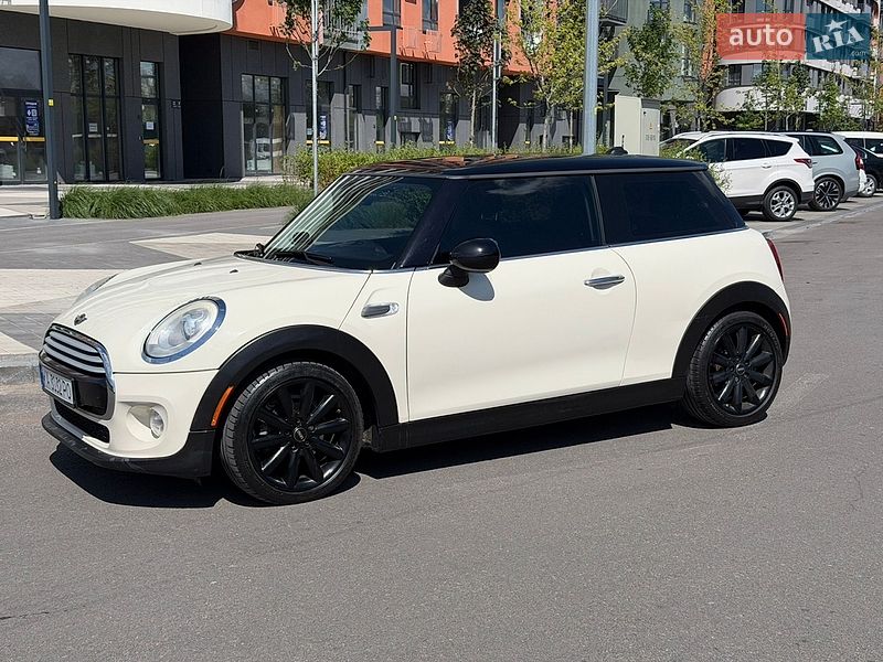 Хэтчбек MINI Cooper 2015 в Киеве