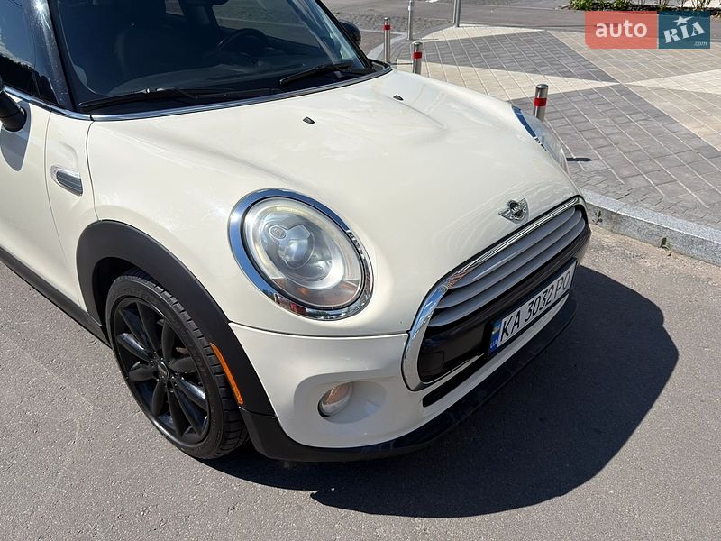 Хэтчбек MINI Cooper 2015 в Киеве