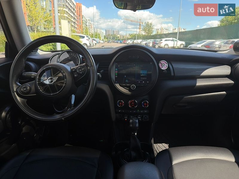 Хэтчбек MINI Cooper 2015 в Киеве
