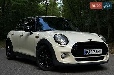 Хетчбек MINI Cooper 2015 в Києві