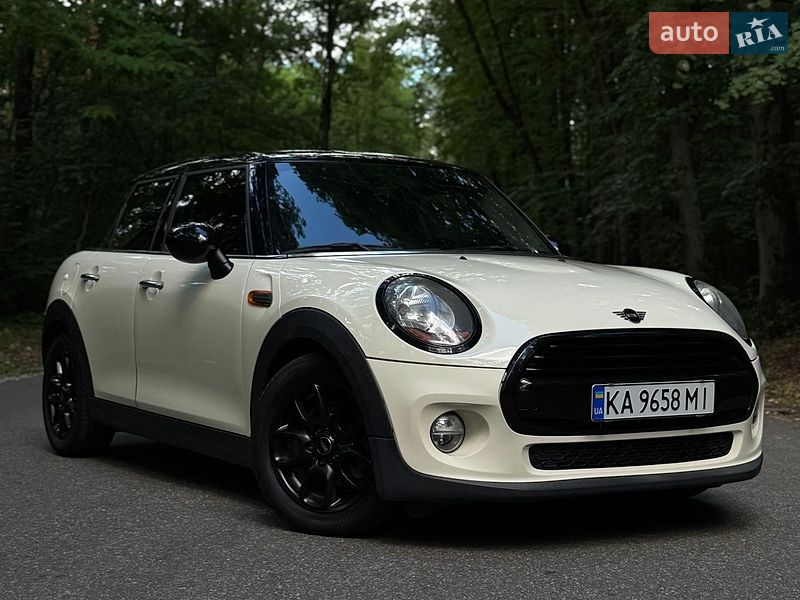 Хетчбек MINI Cooper 2015 в Києві
