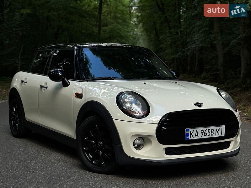 Хетчбек MINI Cooper 2015 в Києві