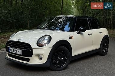Хетчбек MINI Cooper 2015 в Києві