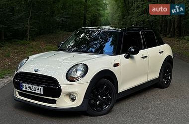 Хетчбек MINI Cooper 2015 в Києві
