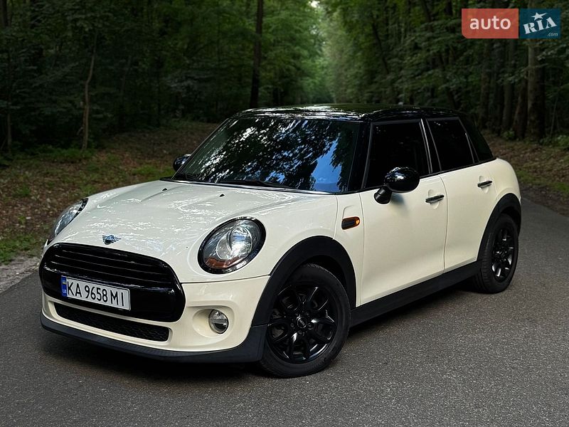 Хетчбек MINI Cooper 2015 в Києві