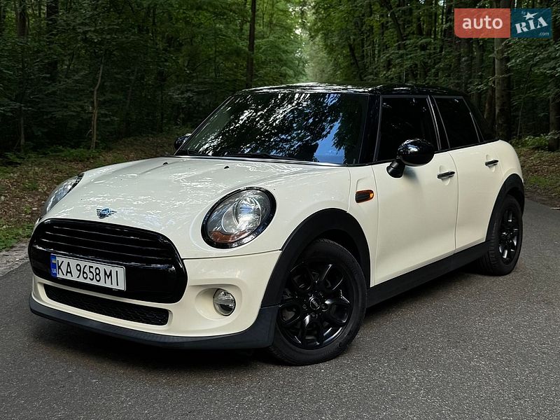 Хетчбек MINI Cooper 2015 в Києві