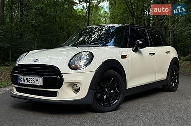 Хетчбек MINI Cooper 2015 в Києві