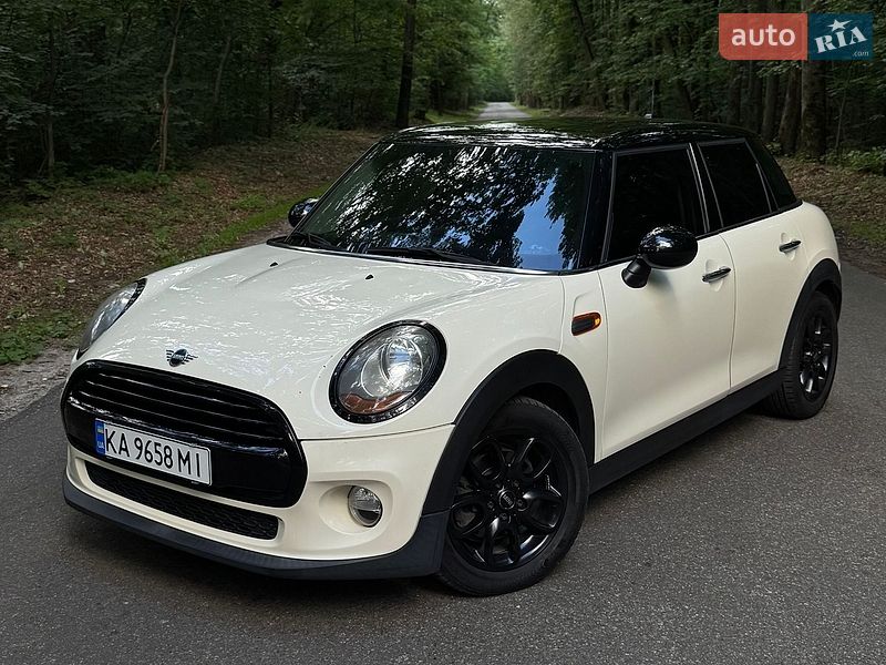 Хетчбек MINI Cooper 2015 в Києві