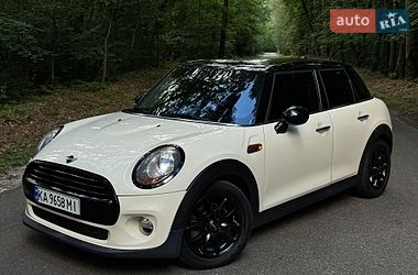 Хетчбек MINI Cooper 2015 в Києві