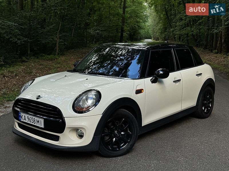 Хетчбек MINI Cooper 2015 в Києві