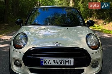 Хетчбек MINI Cooper 2015 в Києві