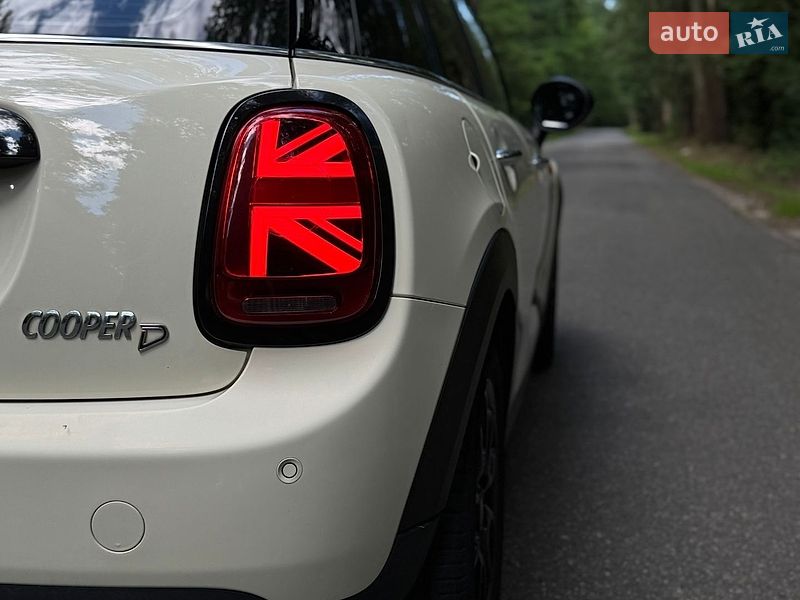 Хетчбек MINI Cooper 2015 в Києві