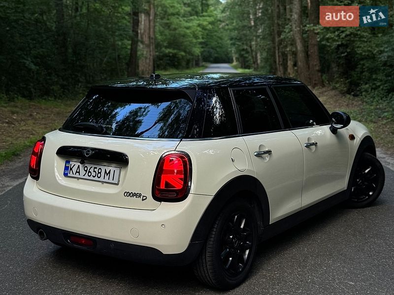 Хетчбек MINI Cooper 2015 в Києві