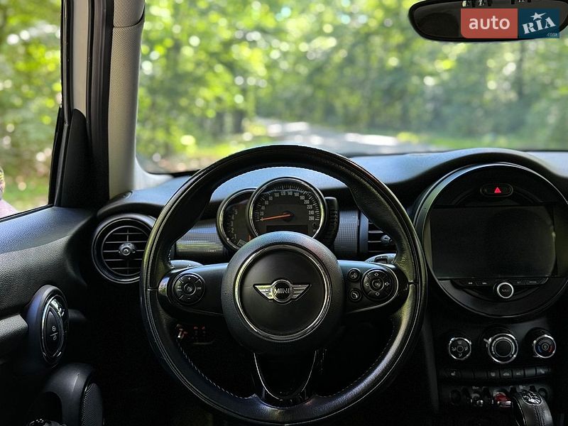 Хетчбек MINI Cooper 2015 в Києві