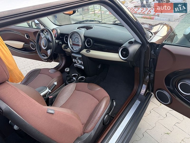 Хэтчбек MINI Cooper 2007 в Калуше