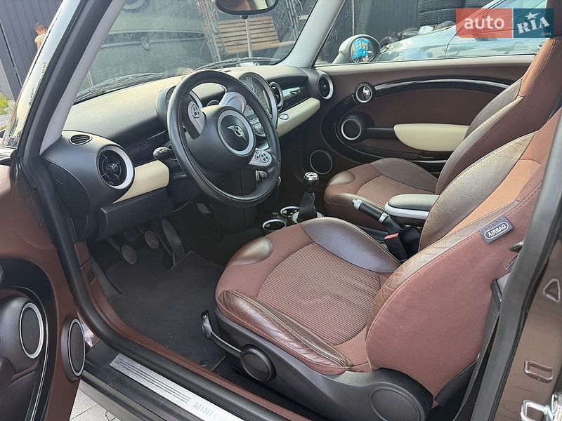 Хэтчбек MINI Cooper 2007 в Калуше