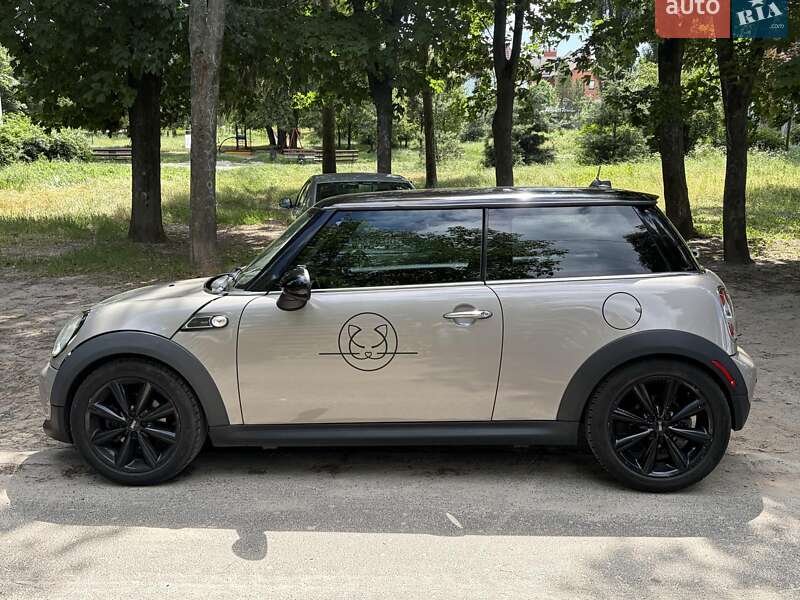 Хетчбек MINI Cooper 2013 в Києві